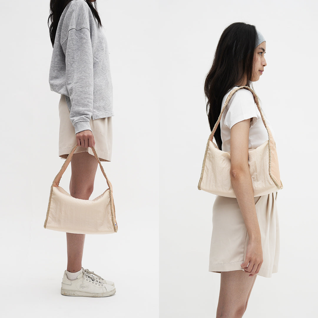 Kanavaia Crinkle Slouchy Shoulder Bag Light Blush / Coral Peach