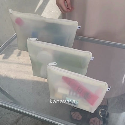 Kanavaia Frosted PVC Zip Pouch